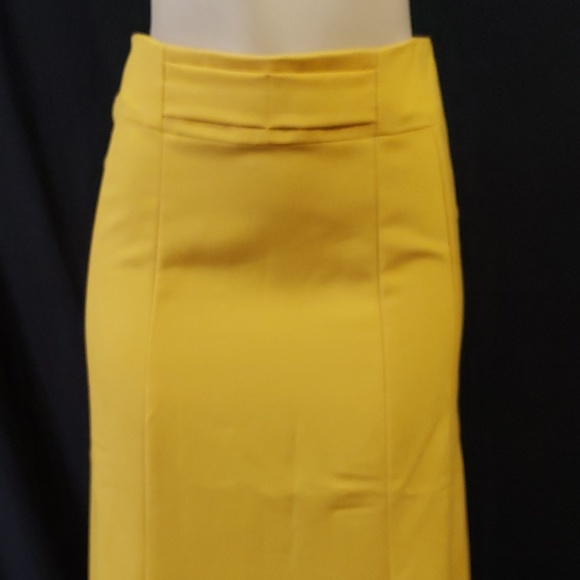 Wall St yellow Long skirt back zipper size Small - Picture 2 of 7